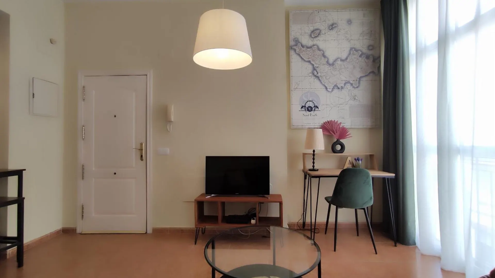 Bonito Y Acogedor Estudio - Nice And Cozy Studio マラガ 0*,